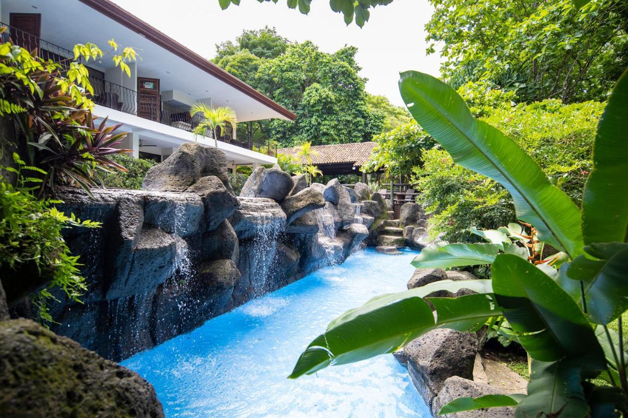 Pumilio Mountain & Ocean Hotel Jaco Exterior photo